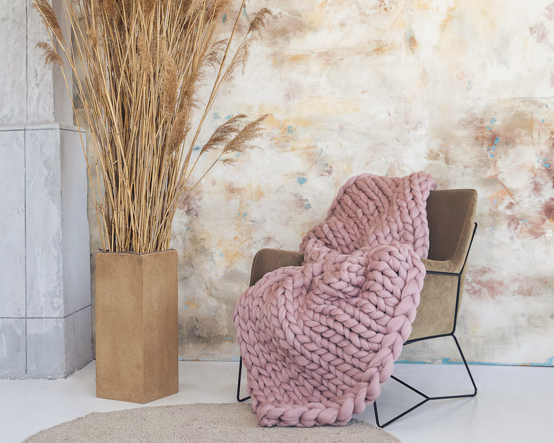 Oversized chunky knit merino wool throw blanket, a cosy Christmas gift for a sister