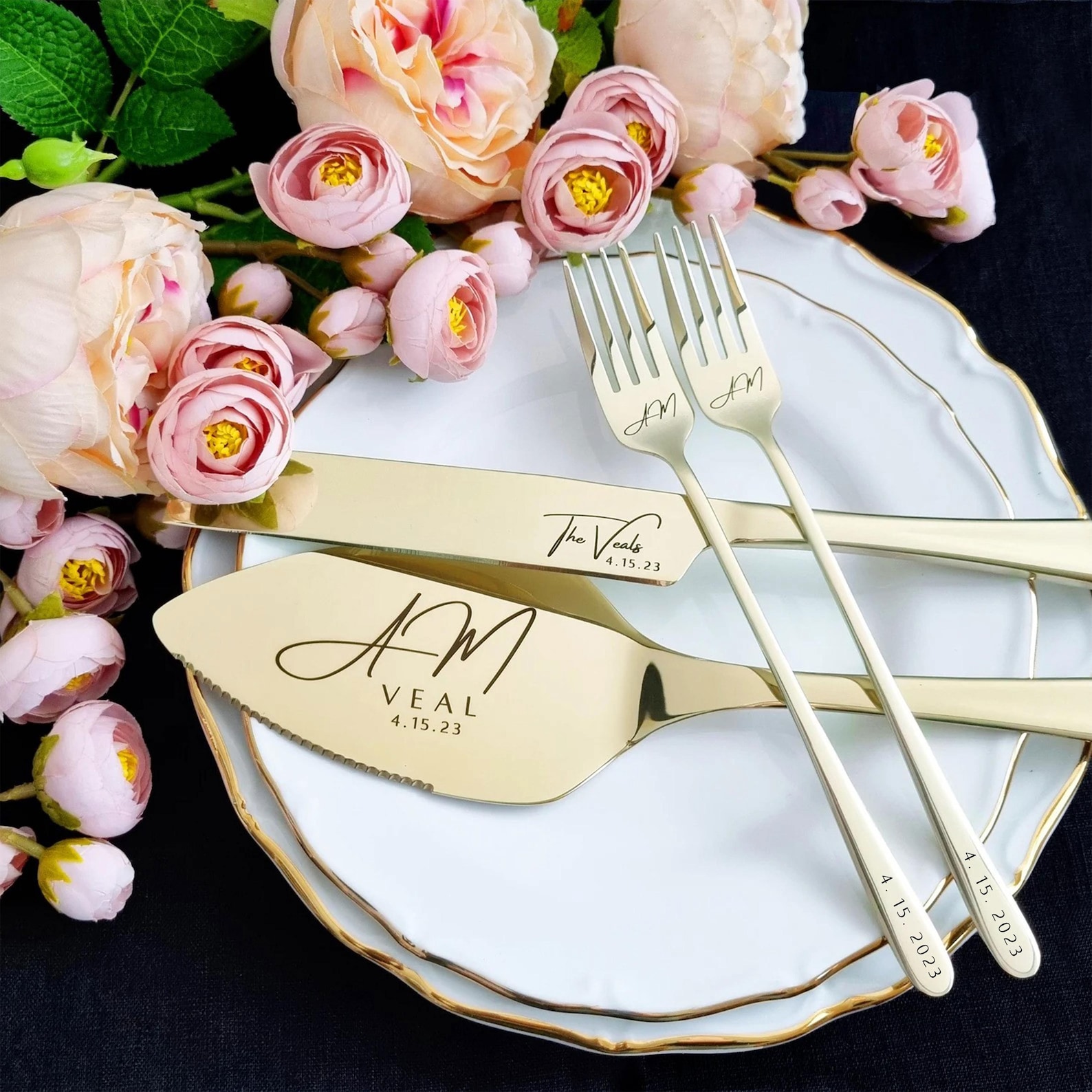 Engraved wedding cake cutting knife and server set with names and date from Keepsake4ever on Etsy