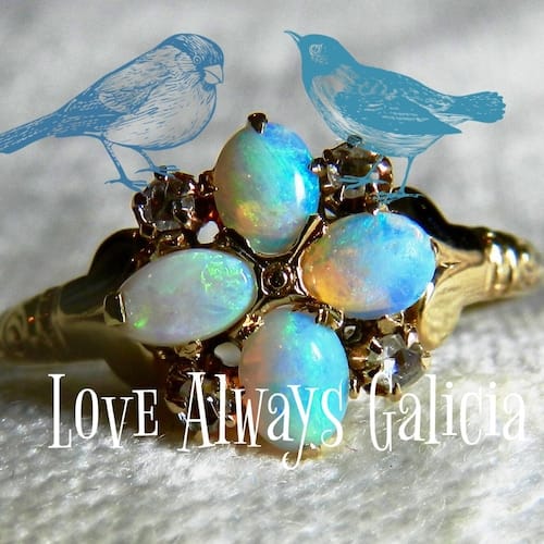 LoveAlwaysGalicia — Vintage Opal Ring in 14K Gold — best for Opal ring lovers